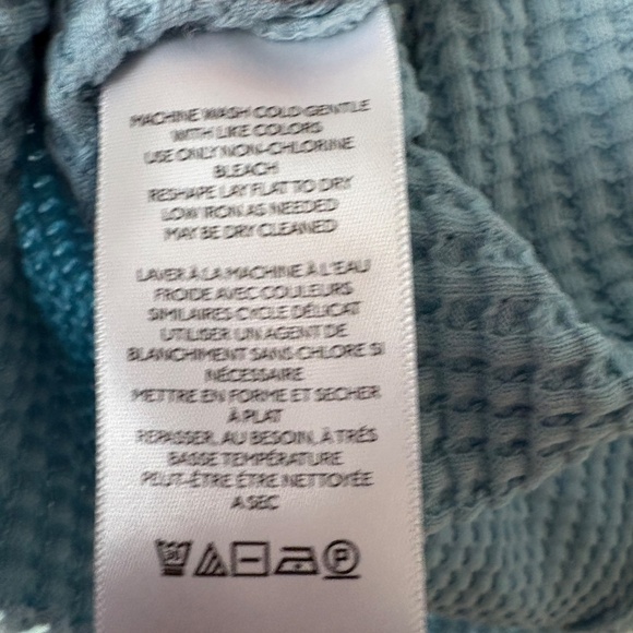 Pilcro Anthropologie Waffle Knit  Light Blue Cropped Top Sz M - Picture 5 of 6